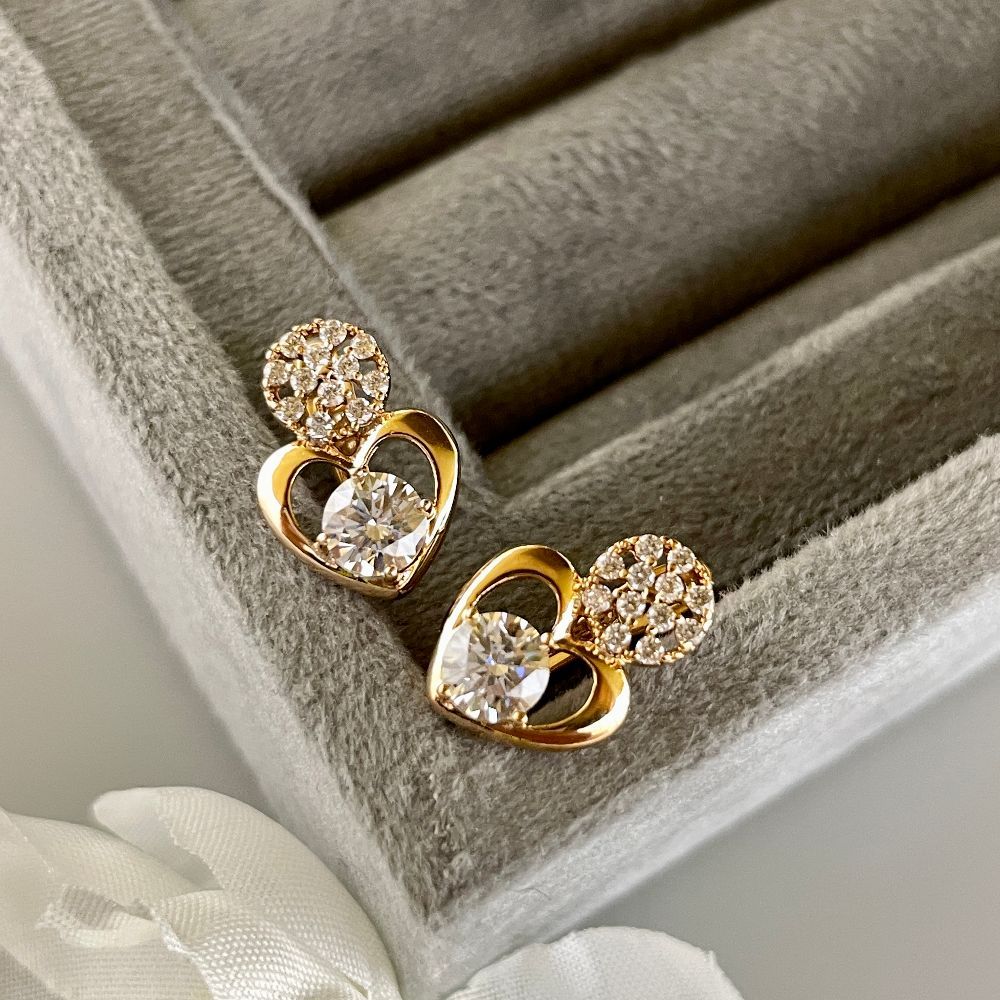 AD Studded Heart Shaped Anti-Tarnish Earrings