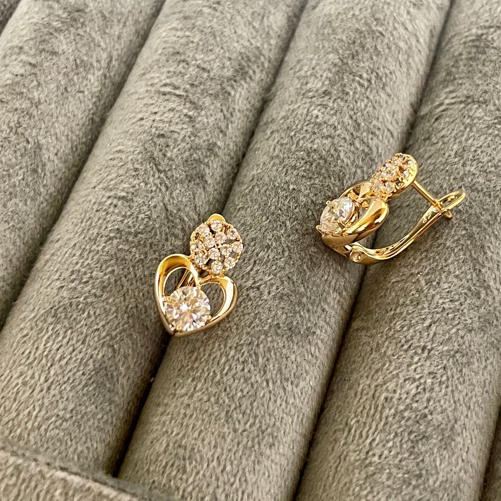 AD Studded Heart Shaped Anti-Tarnish Earrings