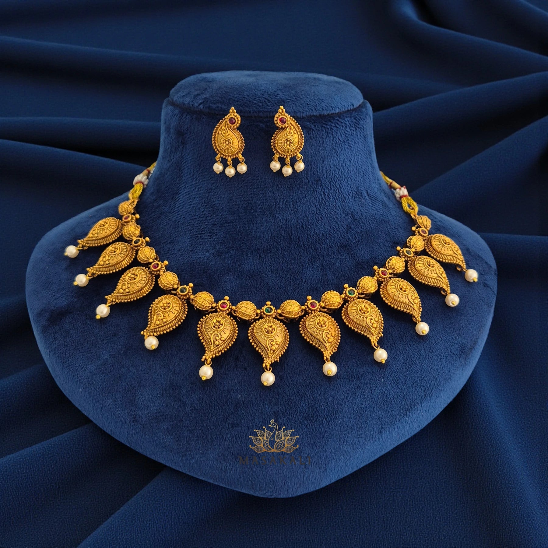 Antique High Gold Paisley Mango Necklace With Earrings