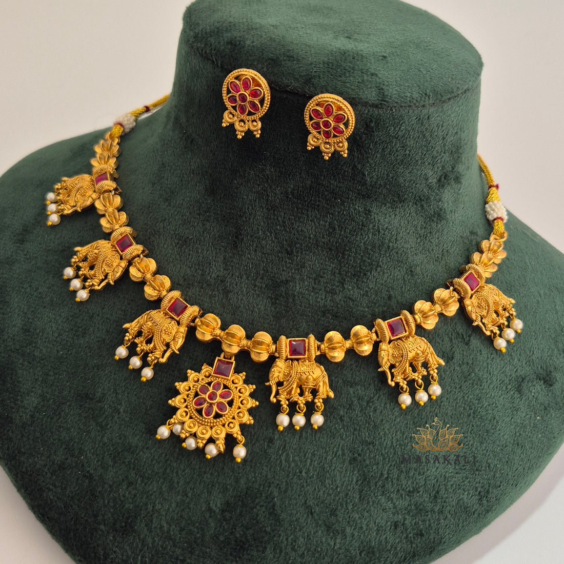 Antique High Gold Ruby Stone Elephant Motifs Necklace Set