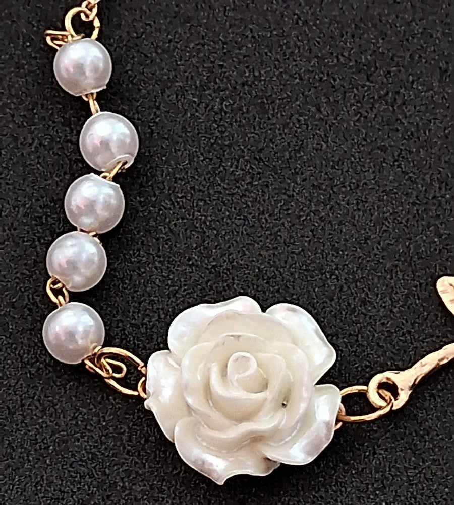 Camellia Flower Design Pearl Bracelet