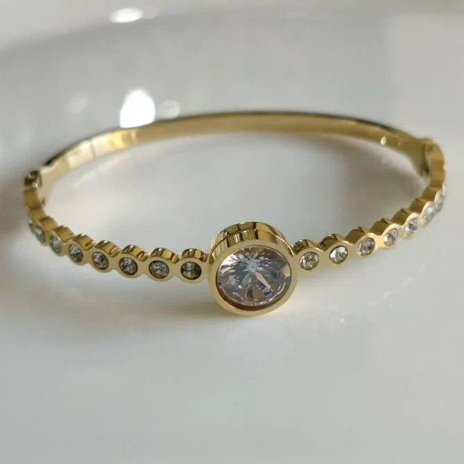 Gold-Plated Cubic Zirconia Embedded Openable Bangle Bracelet