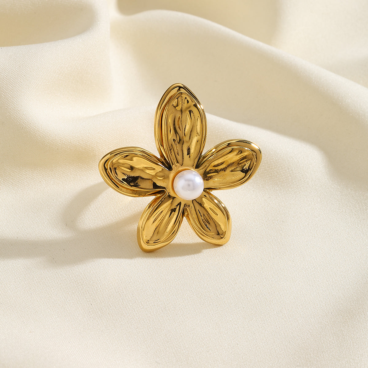 Gold-Plated Flower Design French Pearl Open Ring