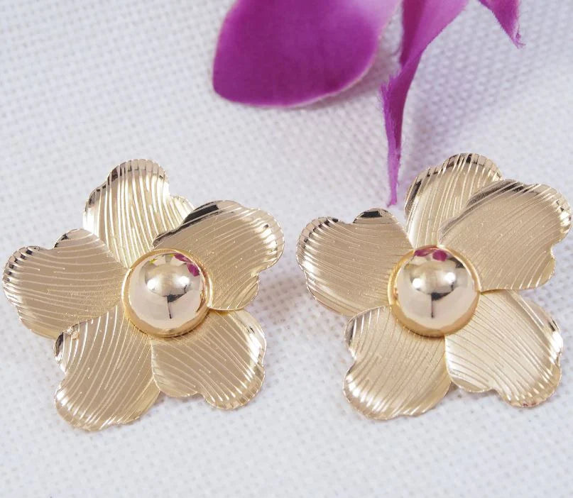 Gold-Plated Periwinkle Flower Shaped Korean Stud Earrings