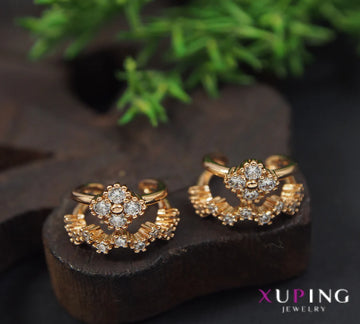 Gold-plated Cubic Zirconia Cuff Earrings, Anti Tarnish Partywear Non Pierced Earrings, Earcuffs (MTAR1086)