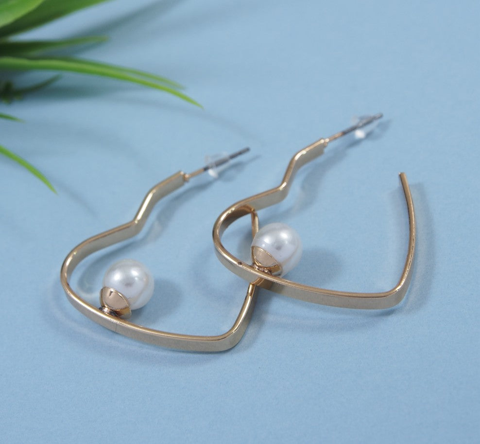 Heart-shaped Hoop Earrings With Pearl, Minimalist Daily Wear Jewellery