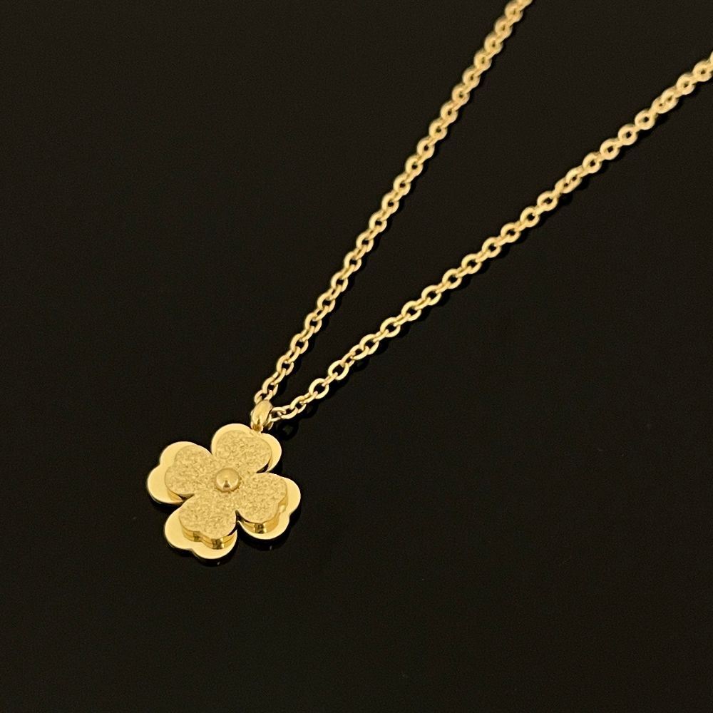 Leaf Clover Charm Anti-Tarnish Pendant Necklace