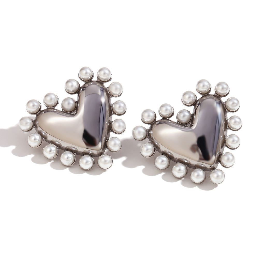 Silver-Plated Heart-Shaped Pearl-Embellished Stud Earrings