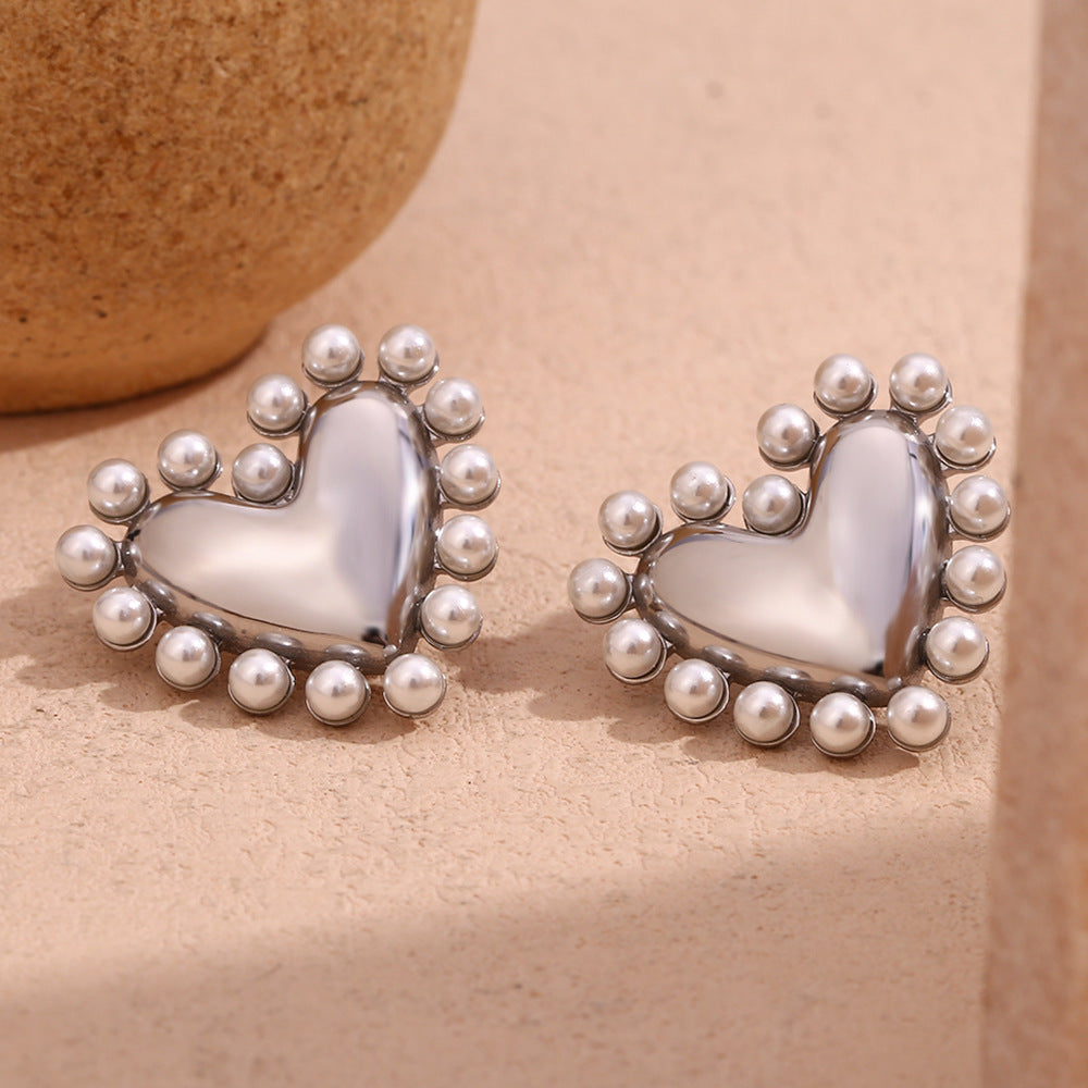 Silver-Plated Heart-Shaped Pearl-Embellished Stud Earrings