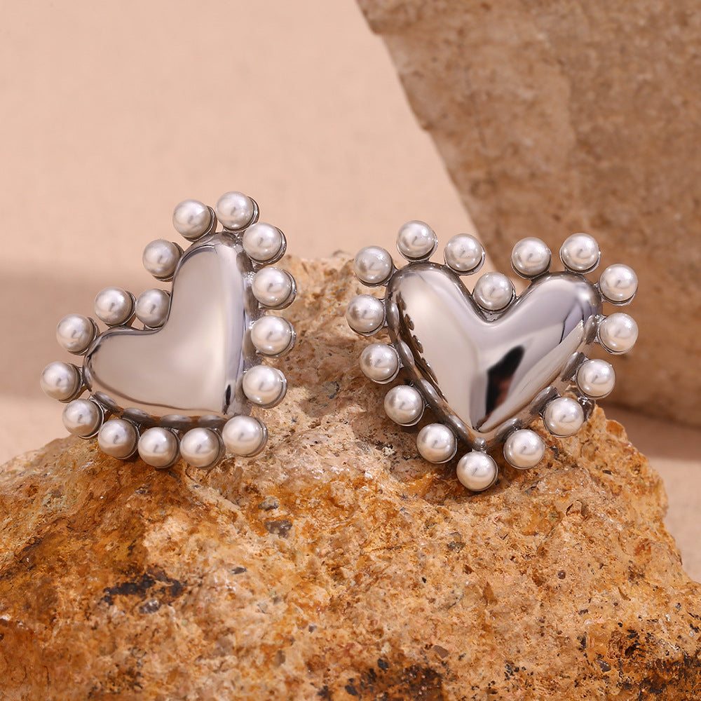 Silver-Plated Heart-Shaped Pearl-Embellished Stud Earrings