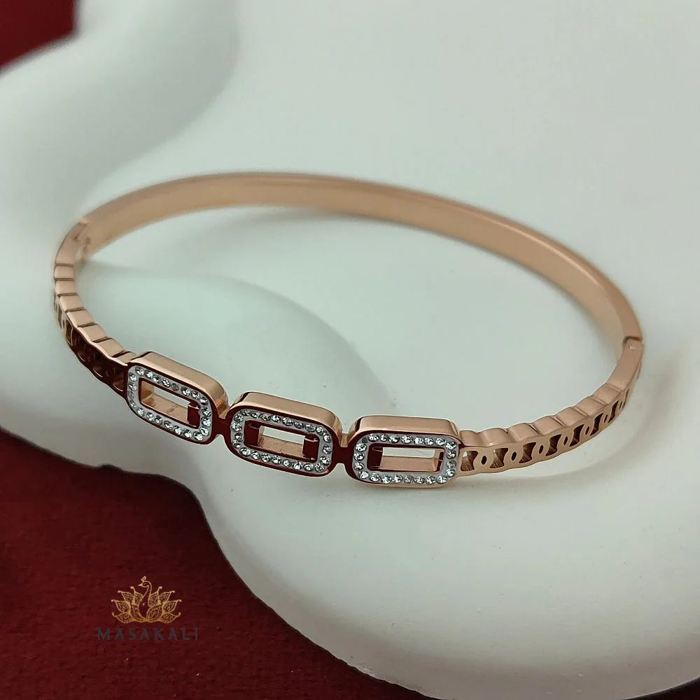 Rose Gold-Plated Anti-Tarnish Rhinestone Embellished Bracelet (MBAWES15)