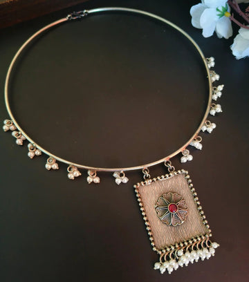 Silver-Plated Antique Beaded Pendant Hasli Choker Necklace