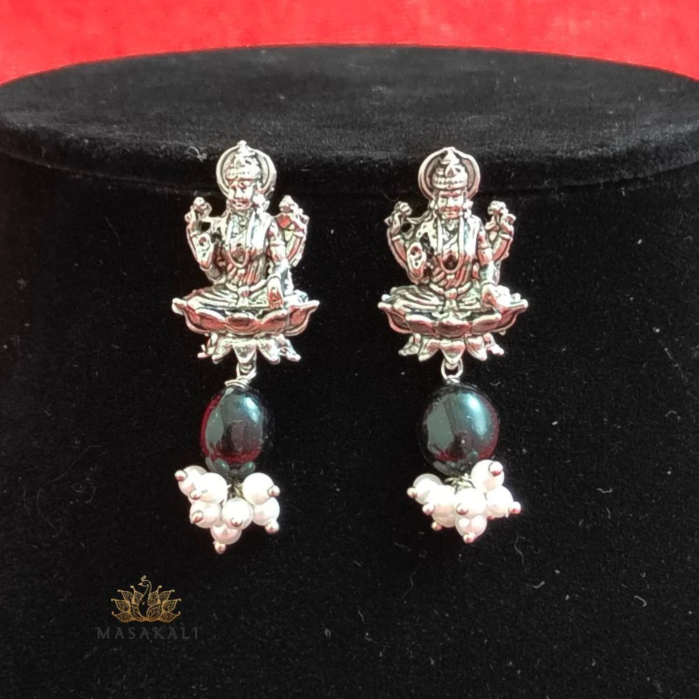 Silver-Plated Goddess Laxmi Choker Necklace Set