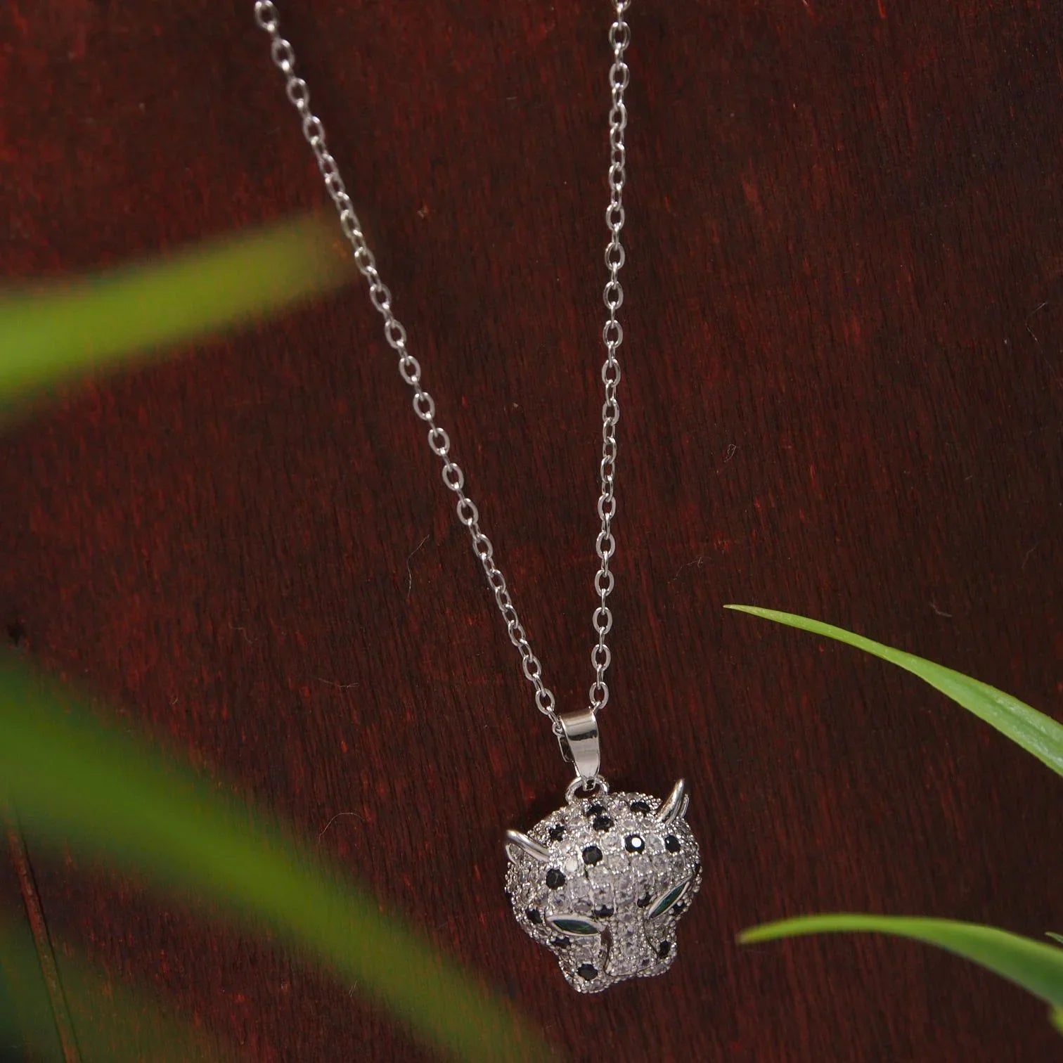 Silver-Plated Leopard Head AD Embellished Pendant Necklace