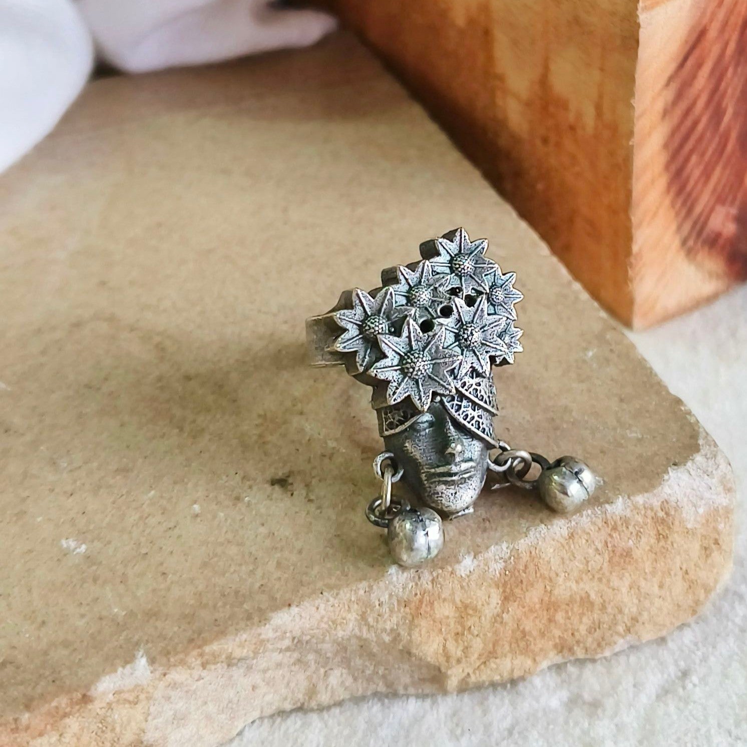 Silver-Replica Oxidised Dreamer Medusa Face Statement Ring