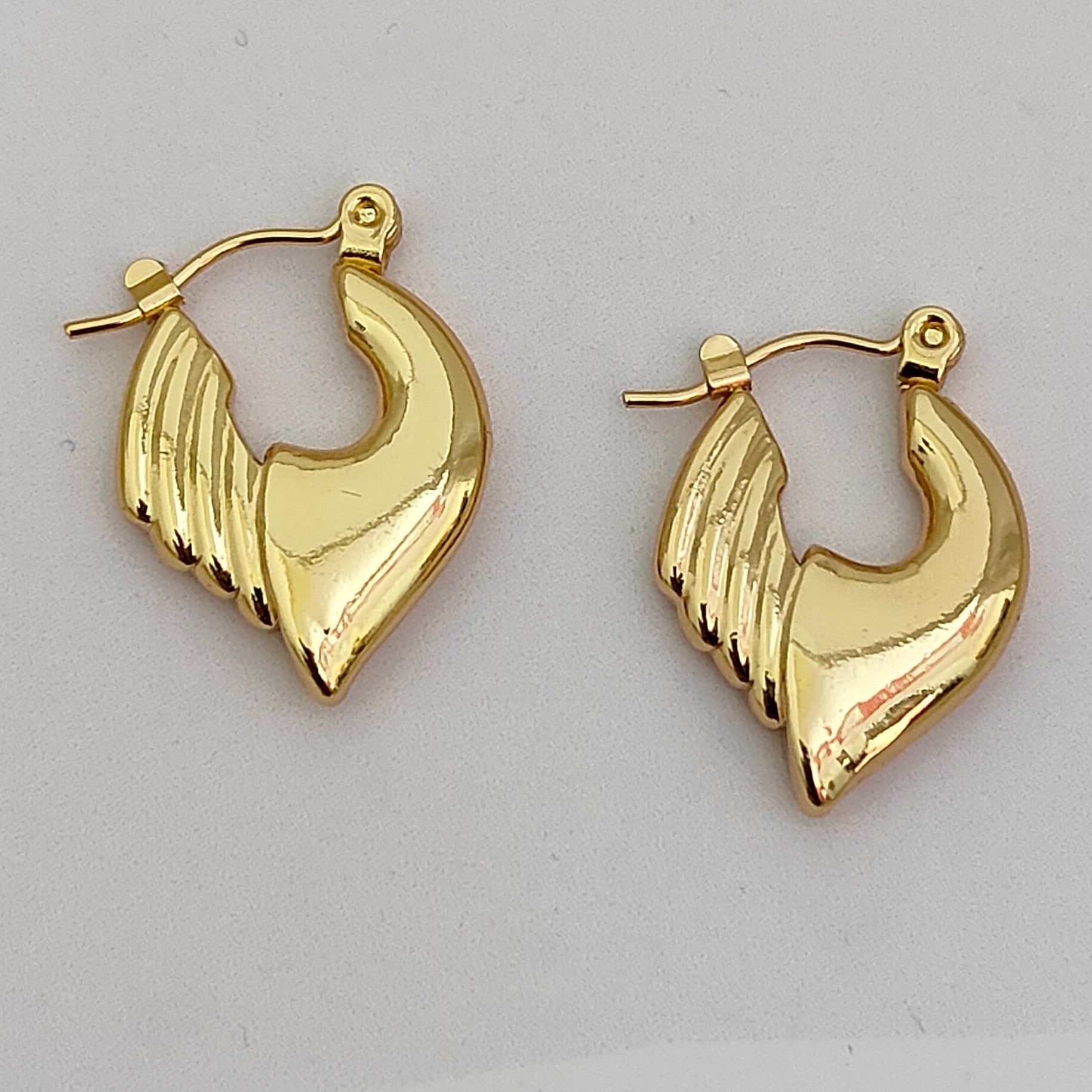 Wing Hoops, Gold Plated Stainless Steel Dainty Earrings, Anti-Tarnish Earrings For Women (MMIN1020)